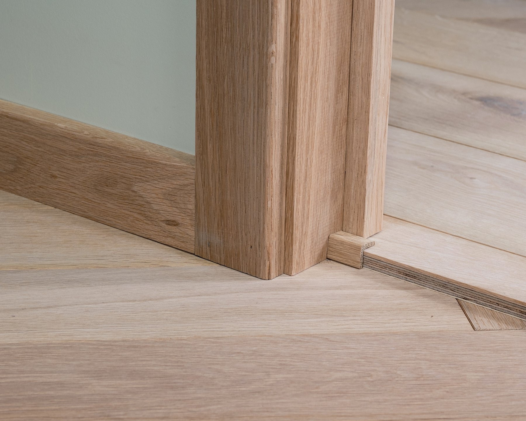 Oak Corner Beading - 2400 & 1200mm Lengths